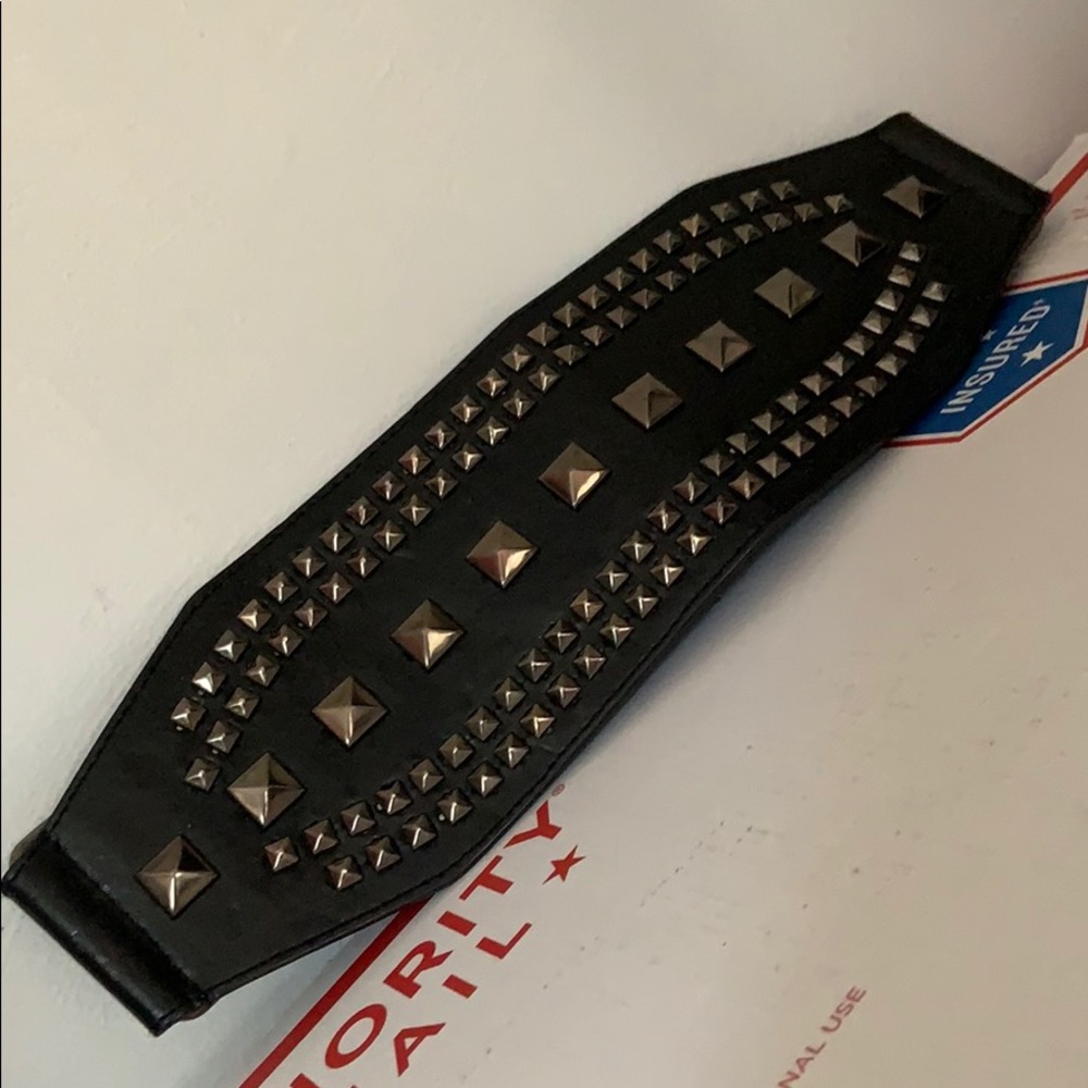 🖤 Edgy Studded Punk Rocker Belt 🖤